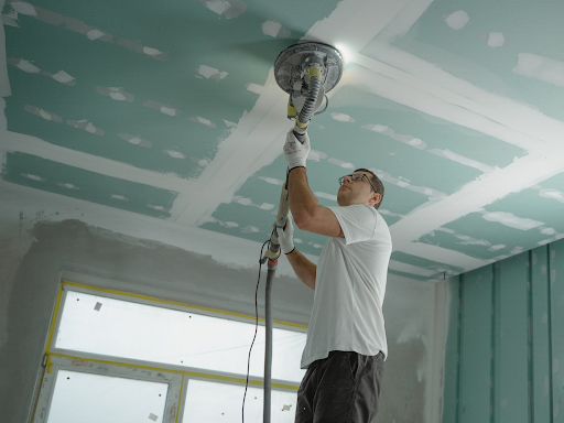 DIY or Go Pro: Should You Handle Your Home Renovation or Hire It Out?